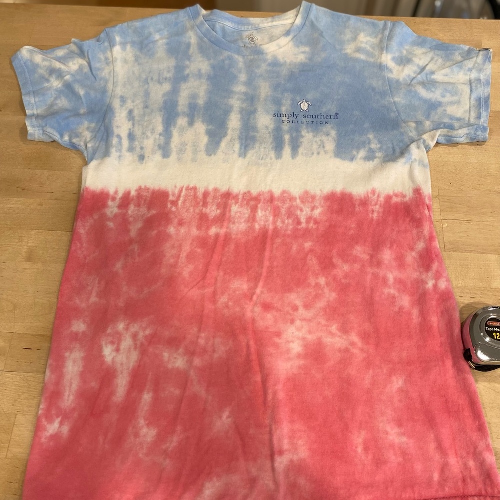 Simply Southern Collection size small blue, pink & white short sleeve tee. {147}